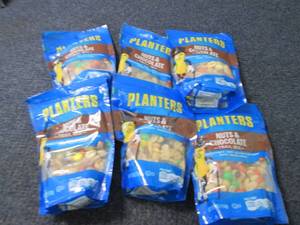 6- 6oz Bags Planters Nut & Chocolat...