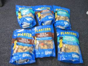 6- 6oz Bags Planters Nut & Chocolat...