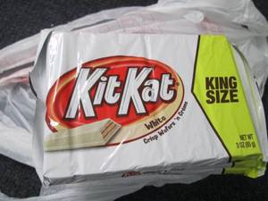 12 Kit Kat King Size White 3 oz...