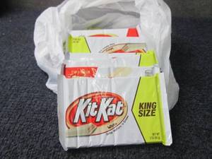 12 Kit Kat King Size White 3 oz...