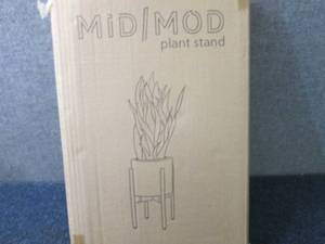 MidMod Plant Stand...