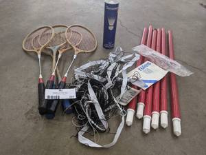 Badminton Set- 5 Rackets 2 Nets Badminton Birdies  Poles for Nets