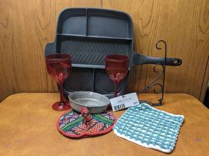 Cookware - Wall Hook - Pot Holders Combo