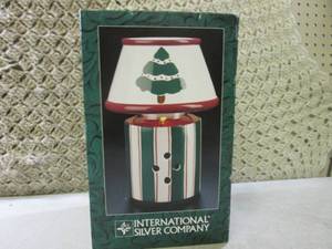 lot 95 image: (F-1) Christmas Tree Candle Jar Sha...
