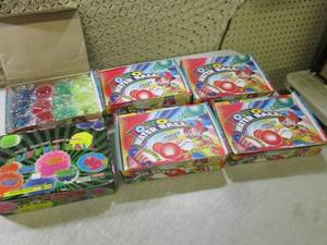 lot 106 image: (EW3) 5 Boxes (60) YoYo Water Balls...