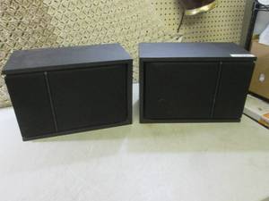 lot 130 image: (EW3) Pair of Bose 201 Series III D...