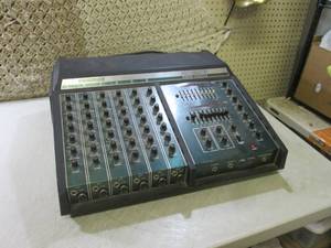 lot 136 image: (RM5) Shure Pro Master Power Consol...