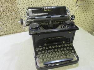 lot 160 image: (D-2) Vintage L C Smith Super Speed...