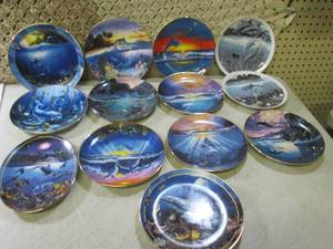 lot 175 image: (FS) Lot of 13 Dolphin Collector Pl...