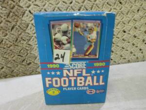 lot 235 image: (C-4) 1990 Score NFL Football Serie...