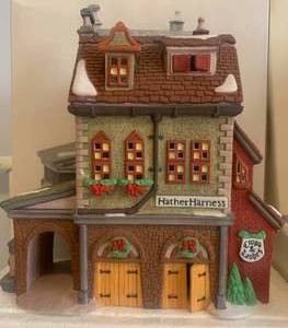 Group of 5 Dickens Village Department 56 Houses