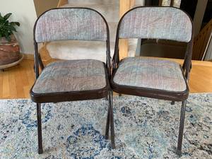 Set of folding tables, and 4 folding chairs