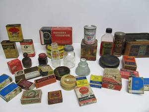 lot 66 image: Large Group of Vintage Advertising