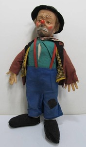 lot 99 image: Large Vintage 22 Emmett Kelly Willie The Clown 