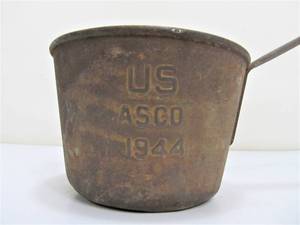lot 112 image: Original WW2 US Marked Ladle