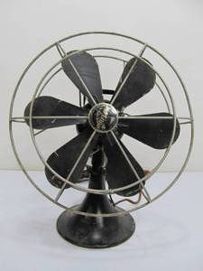 lot 125 image: Antique Industrial Style AIRFLOW Desk Fan