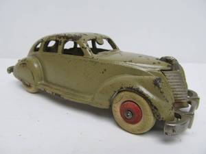 lot 134 image: Old Vintage HUBLEY Cast Iron Lincoln Zephyr