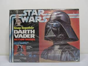 lot 150 image: NOS Vintage 1978 MPC Star Wars DARTH VADER Model Kit