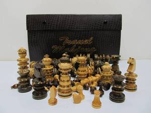 lot 247 image: Vintage Wooden Chess Set & Mahjongg Game
