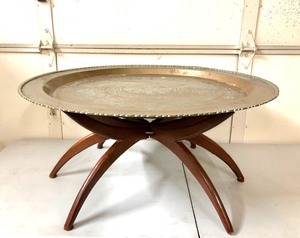 lot 11 image: Vintage Mid Century 1950s Oriental Brass Top Folding Leg Coffee Table