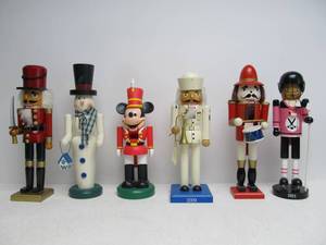 lot 197 image: Group of Wooden Nutcrackers #1