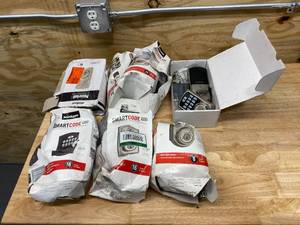 lot 50 image: Lot of Door Locks