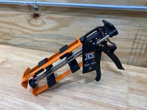 lot 64 image: JES 400 ml (11 and 21) 261 High Thrust Dual Component Cartridge Gun