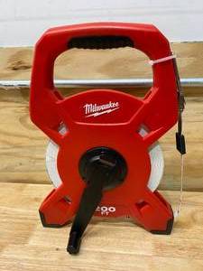 lot 86 image: MILWAUKEE 200 Fiberglass Open Reel Long Tape