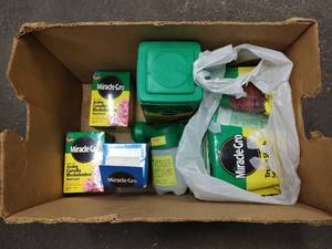 lot 25 image: Collection of Lawncare Supplies