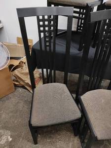 lot 400 image: 6 Italian High Back Dining Chairs