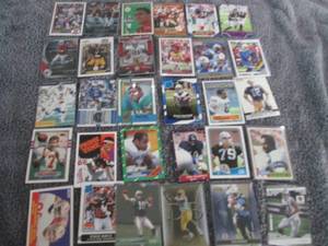 lot 8 image: 30 Football Star Cards...