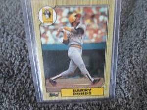 lot 69 image: 1987 Topps Barry Bonds Rookie...