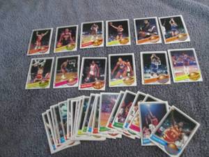 lot 120 image: 1979-80 Topps Basketball Cards...