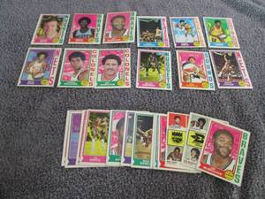 lot 131 image: 1974-75 Topps Basketballl Cards...