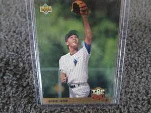 lot 136 image: 1993 Upper Deck Derek Jeter Rookie...