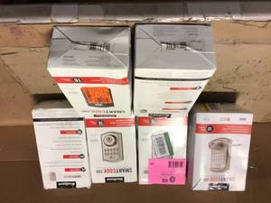 MIX LOT OF Kwikset  15 Z-Wave SmartCode 912 Lever Lock &amp Kwikset SmartCode 913  Single Cylinder Electronic Deadbolt Featuring SmartKey Security&nbsp&nbspCustomer Returns See Pictures