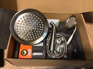 ELLO&ampALLO 2-Handle 2-Spray of Rain Shower Faucet 8 in. Round Shower Head with Handheld Kit in Brushed Nickel (Valve Included)&nbsp&nbspCustomer Returns See Pictures