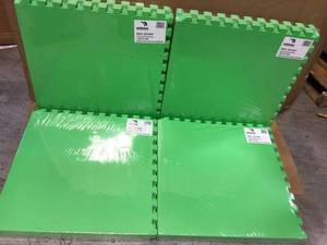 lot 3 image: Norsk Green 24 in. x 24 in. x 0.47 in. Foam Interlocking Floor Mat (6-Pack) &nbspCustomer Returns See Pictures