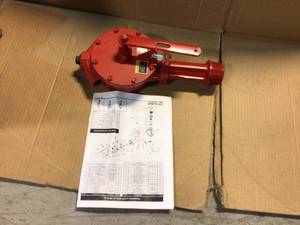 lot 27 image: Rotary Fuel Transfer Hand Pump (Pump Only) &nbspCustomer Returns See Pictures