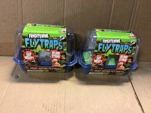 lot 41 image: Frightening Flytraps (Mini Worlds Terrarium) &nbspCustomer Returns See Pictures