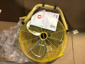 lot 42 image: Stanley 20 Inch Industrial High Velocity Floor Fan - Direct Drive, All-Metal Construction, 3 Speed Settings, Portable (ST-20F) &nbspCustomer Returns See Pictures