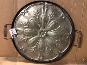 lot 47 image: Ravello Round Antique Tray &nbspCustomer Returns See Pictures