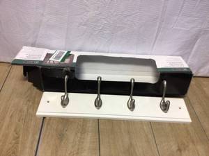 lot 85 image: Liberty 18 in. White Heavy Duty Hook Rack &nbspCustomer Returns See Pictures