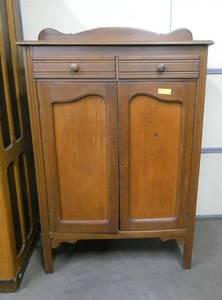 Very nice vintage solid wood Kitchen Pantry