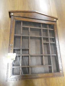 Very nice shadowbox with door 12x16