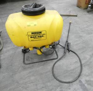 Backpack sprayer