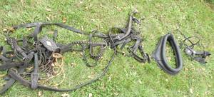 Harness for a team of 2 horses, I was told smaller sized horses so I will try to show some measurements