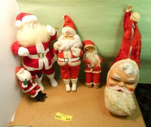 Group of 8 vintage Santas