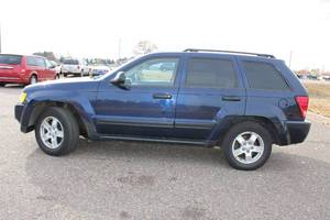 2006 Jeep Grand Cherokee Laredo - 4x4
