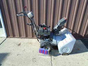 Craftsman 826 snow blower. Used condition. Tested & works. As shown.